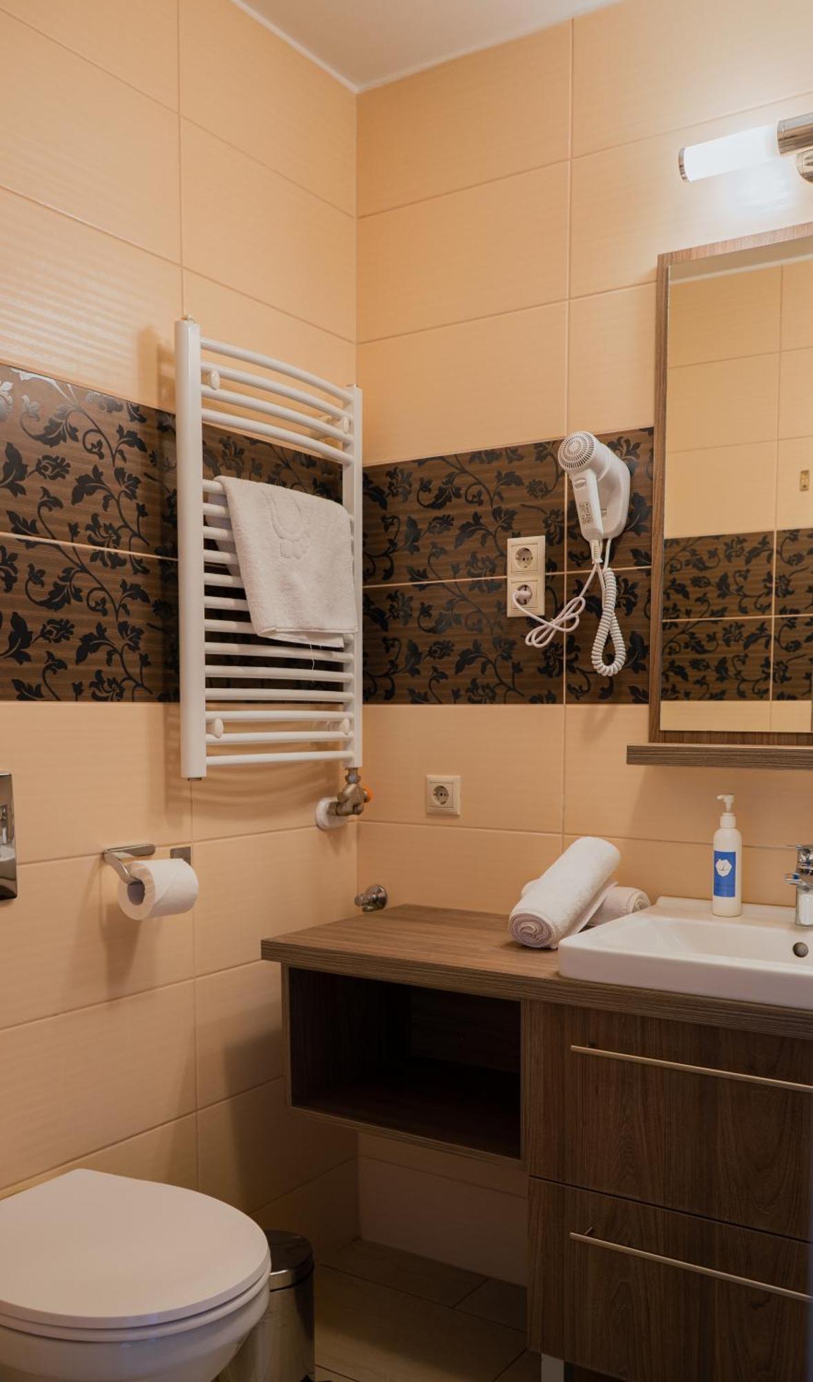 Zafir Apartman Sarvar