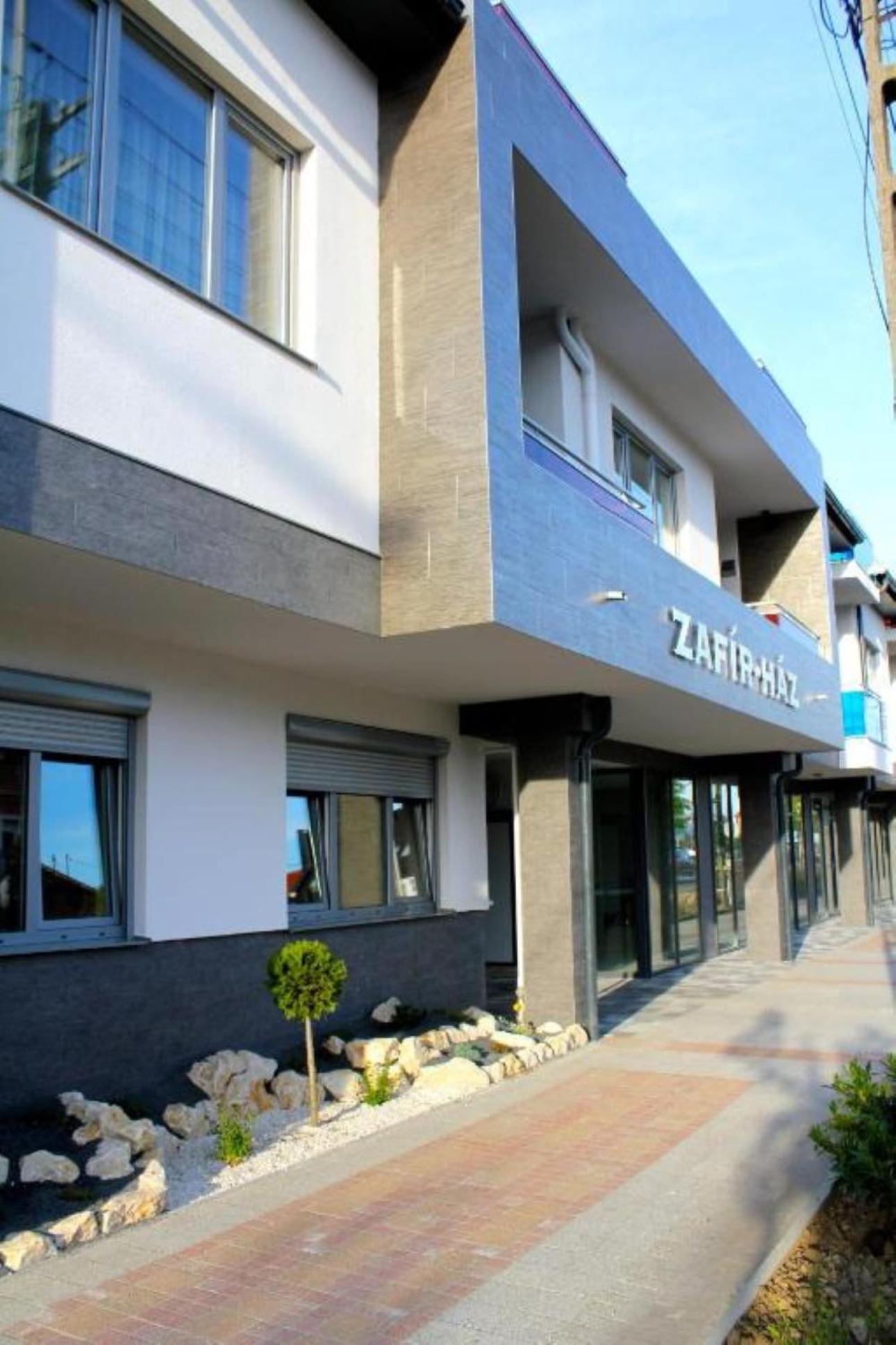Zafir Apartman Sarvar Apartment *